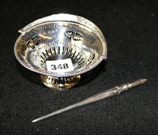 Silver bonbon dish with handle & silver pen